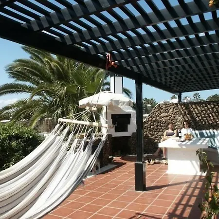 Mit Pool Und Herrlichem Meerblick Semesterbostad *